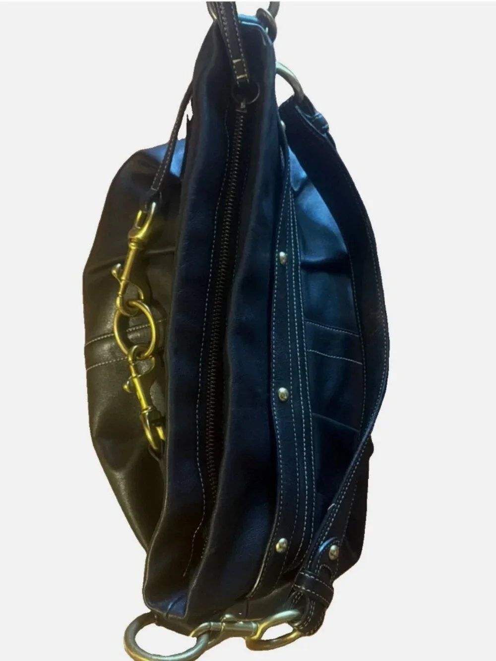 Vintage Coach Hampton Shoulder Bag Pleated Leather Black 8B15 Zipper Gold Charm